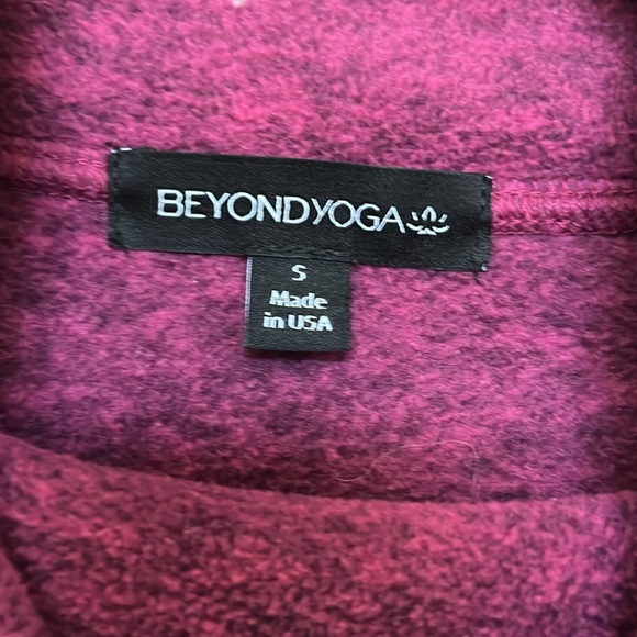 Beyond Yoga Cropped Wide Sleeve Pullover - Picture 3 of 5